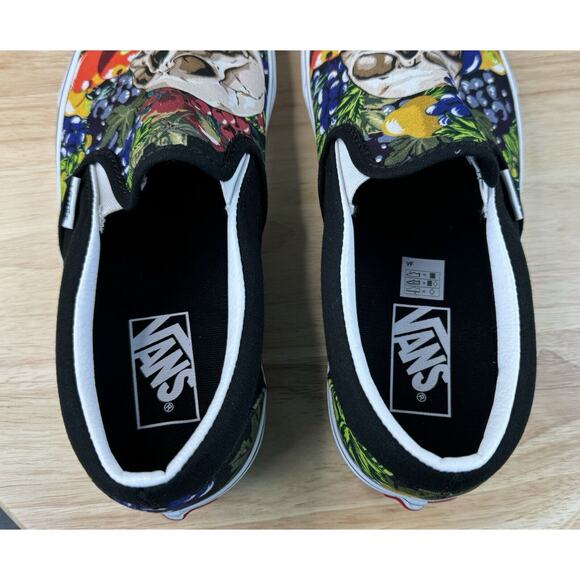 Vans Classic Slip-On Fruit’ Skull Black White Canvas Shoes Sz Men 8.5 Women 10 - Picture 7 of 13